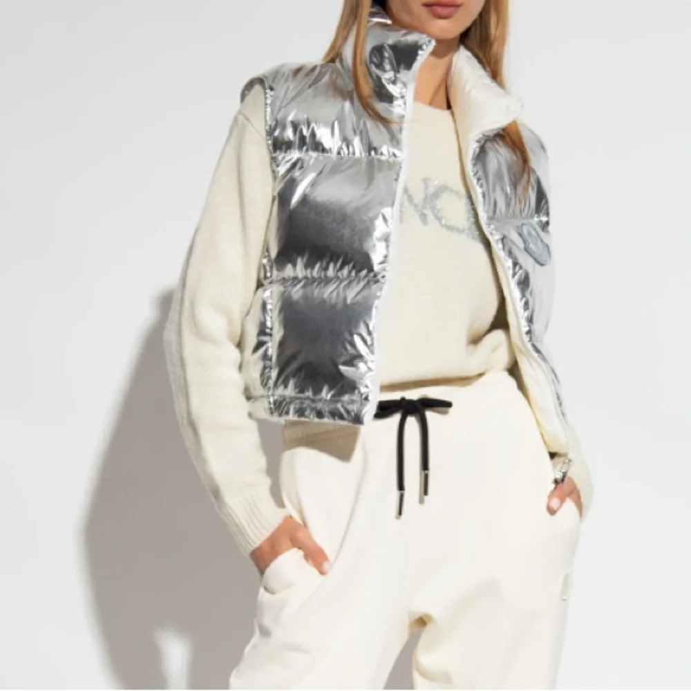 MONCLER NWT Blavet Silver Down Quilted Puffer Vest 3 L Metallic - Picture 2 of 16